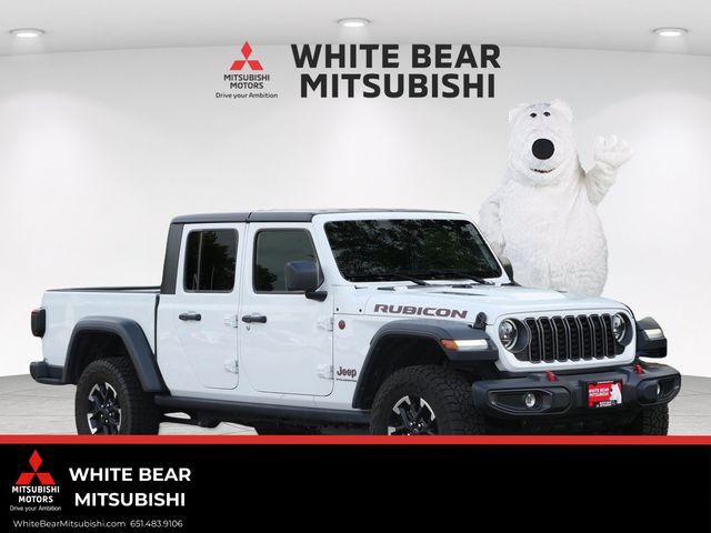 Bright White Clearcoat 2026 Jeep Gladiator Pickup Truck Four-Wheel Drive 8-Speed Automatic