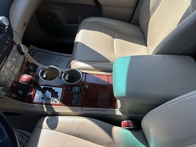 Used 2012 Toyota Highlander SUV