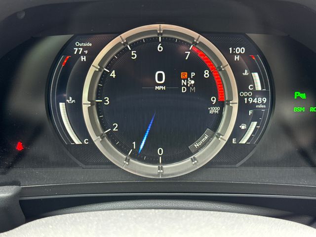 Used 2021 Silver Lexus 500 image 30