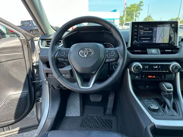 2019 Toyota RAV4 Limited 13