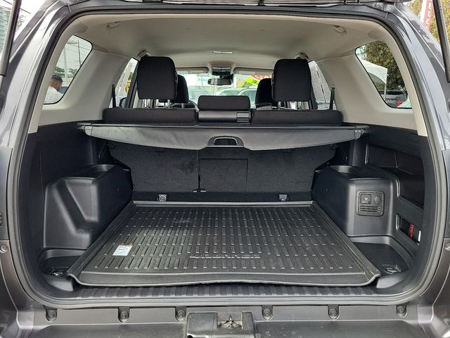 2023 Toyota 4Runner TRD Off-Road photo