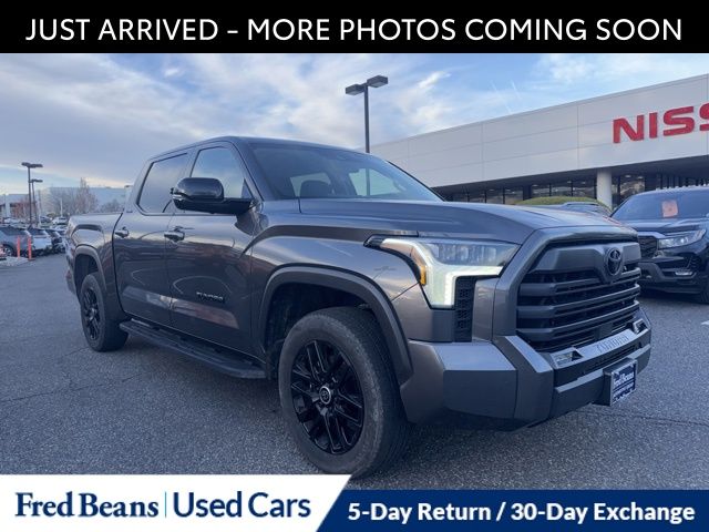 Magnetic Gray Metallic 2024 Toyota Tundra Limited CrewMax Cab 4WD Pickup Truck Four-Wheel Drive Automatic