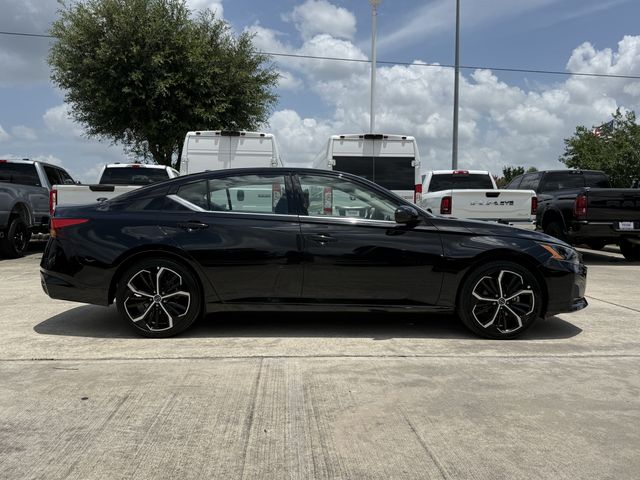 2025 Nissan Altima 2.5 SR Black at South Houston Nissan