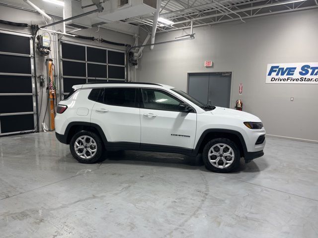 2026 Jeep Compass Latitude 4WD