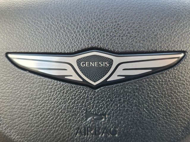 2027 Genesis Gv70