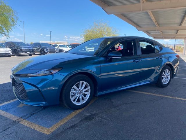 229802026 Toyota Camry LE