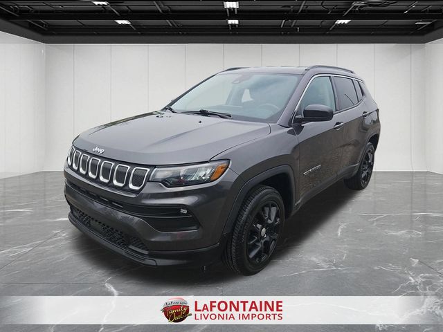 2022 Jeep Compass Latitude Lux