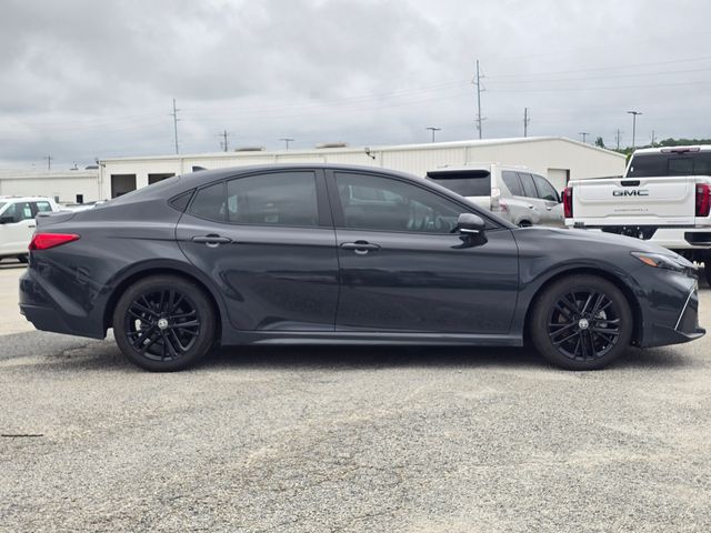 2025 Toyota Camry SE:169133B