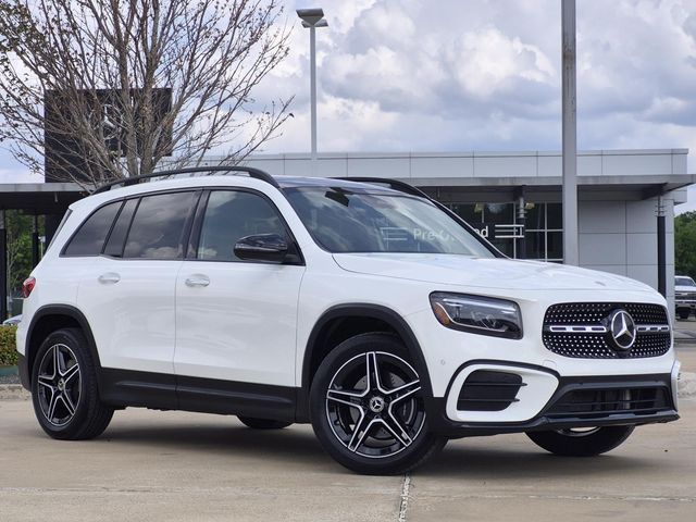 Polar White 2025 Mercedes-Benz GLB 250 FWD SUV / Crossover Front-Wheel Drive 8-Speed Dual Clutch