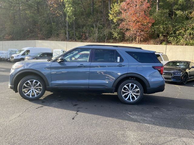 2025 Ford Explorer ST-Line 6