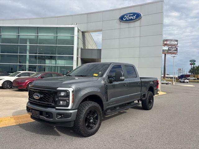 Gray Metallic 2025 Ford F-250 Super Duty XL Crew Cab 4WD Pickup Truck Four-Wheel Drive Automatic