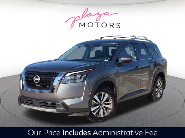 2025 Nissan Pathfinder SL