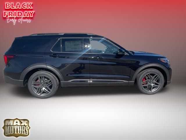 2025 Ford Explorer ST 10