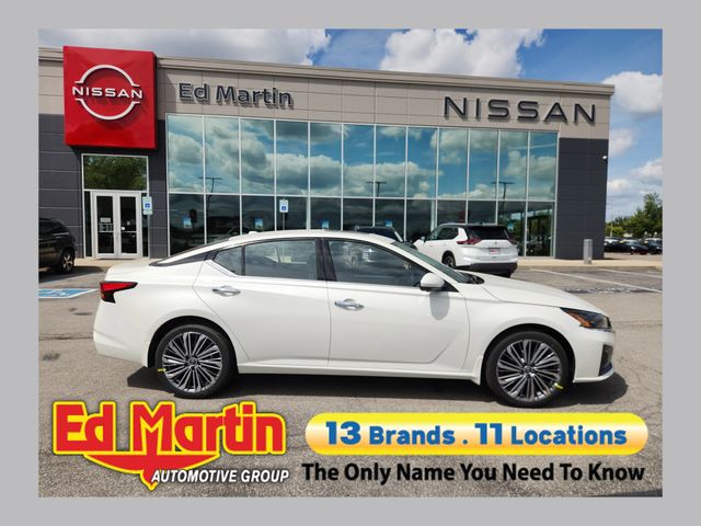 Pearl White 2025 Nissan Altima 2.5 SL AWD Sedan All-Wheel Drive Continuously Variable Transmission