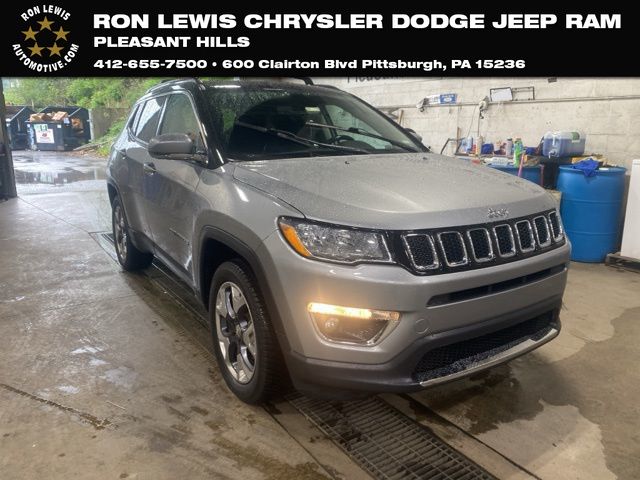 Billet Silver Metallic Clearcoat 2020 Jeep Compass Limited 4WD SUV / Crossover Four-Wheel Drive 9-Speed Automatic