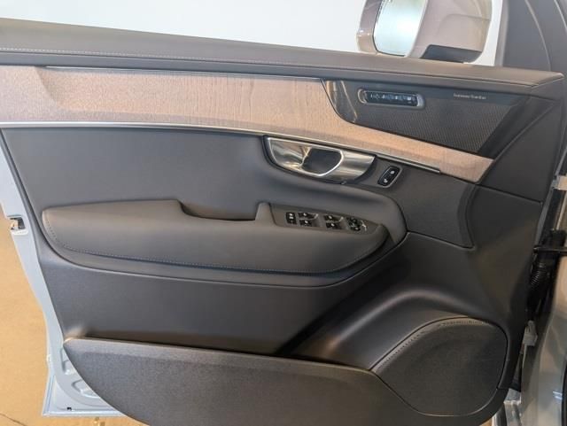 New 2026 Gray Volvo B6 Ultra image 8