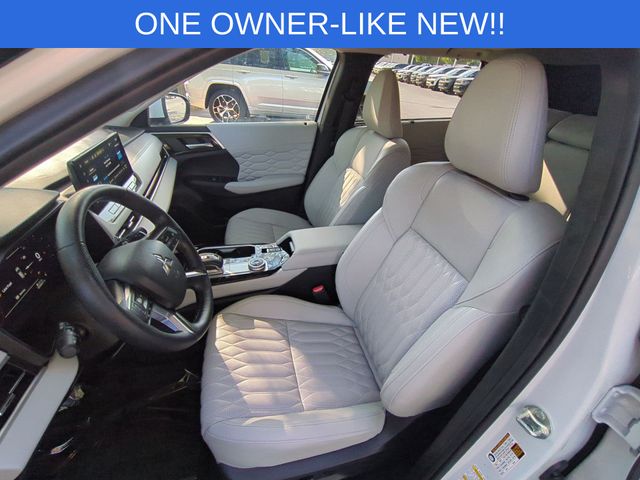 Used 2025 White Mitsubishi SEL image 16