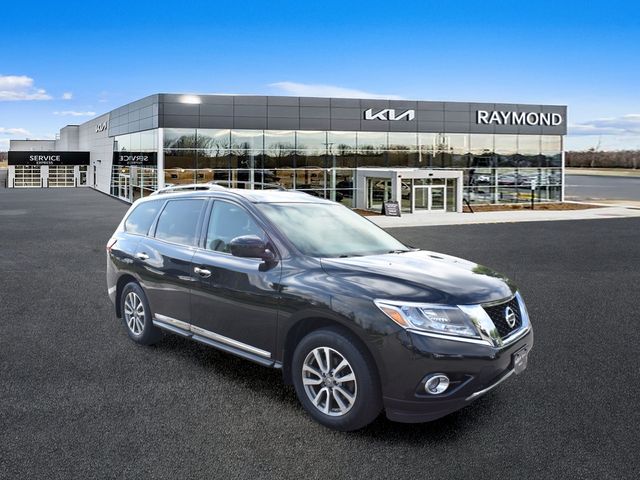 Gray (Magnetic Black) 2016 Nissan Pathfinder SUV / Crossover Four-Wheel Drive Continuously Variable Transmission