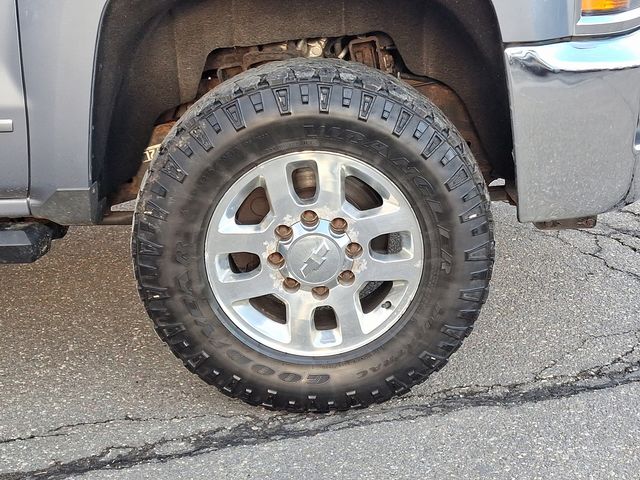 2015 Chevrolet Silverado 2500HD LT 8