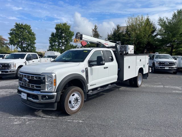 2025 Ford F-550 Super Duty 