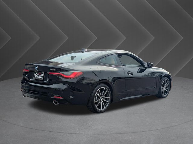2022 BMW 4 Series 430i Black at Autostrade