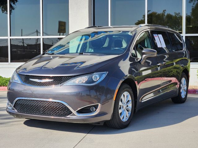 2018 Chrysler Pacifica Touring L 3