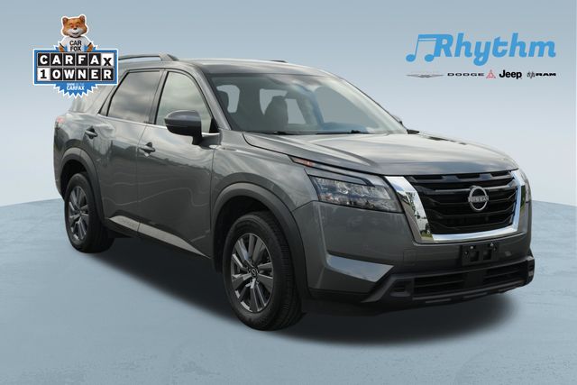 2025 Nissan Pathfinder SV 4WD