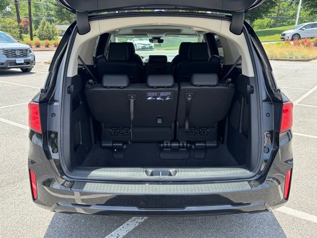 new 2026 Honda Odyssey car, priced at $42,076