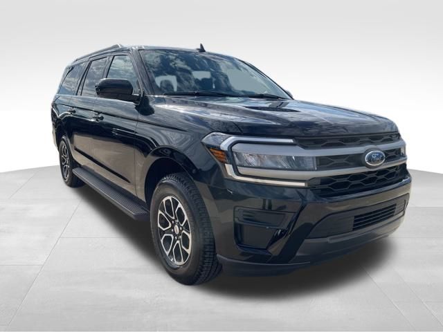 2024 Ford Expedition Max XLT 2