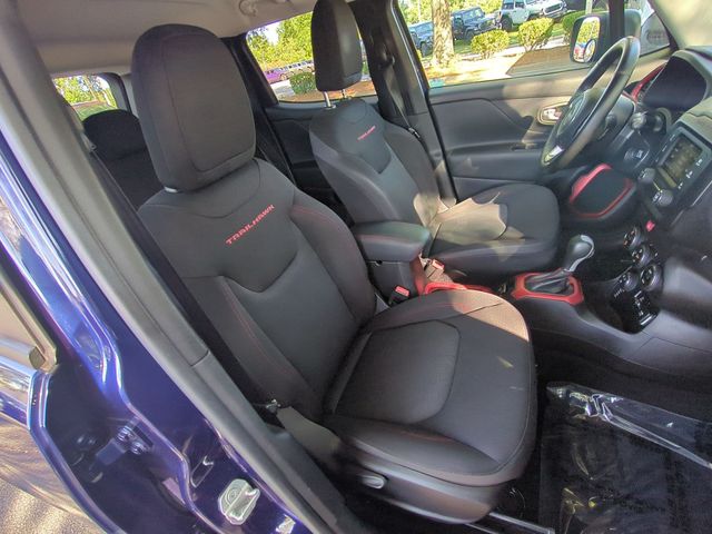 Used 2017 Blue Jeep Trailhawk image 33