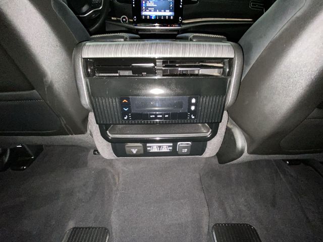 Used 2022 Red Jeep Series III image 28