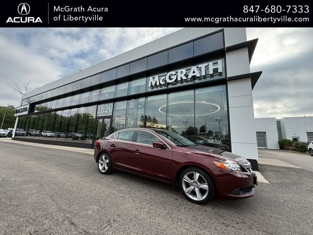 2013 Acura ILX 2.0L FWD with Technology Package