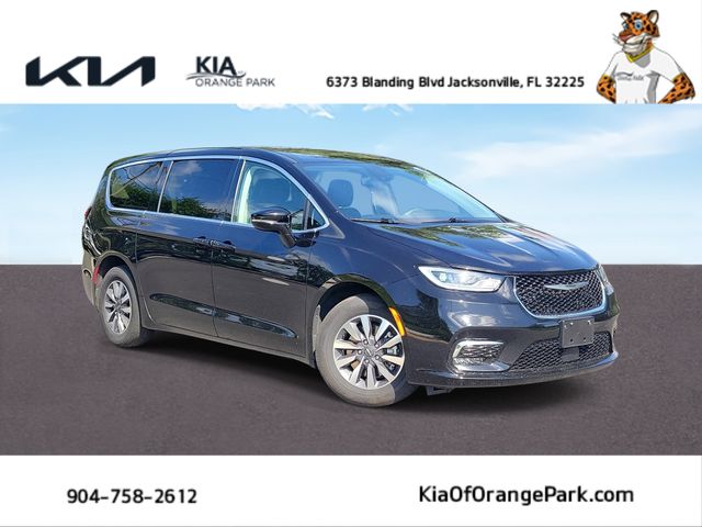 Diamond Black 2024 Chrysler Pacifica Hybrid Minivan Front-Wheel Drive Continuously Variable Transmission