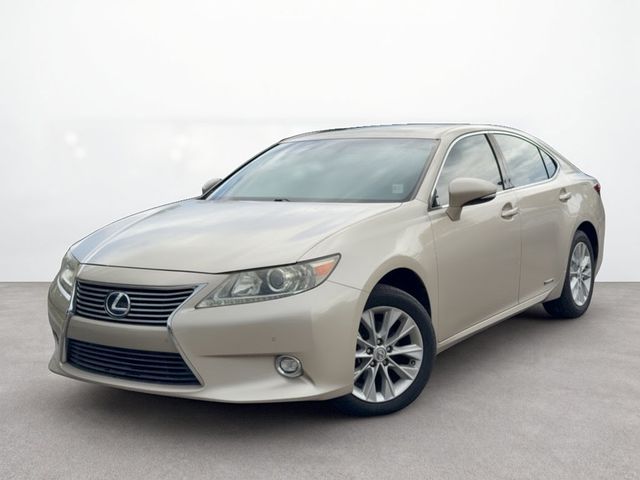 Cashmere Metallic 2015 Lexus ES Hybrid Sedan Front-Wheel Drive Continuously Variable Transmission