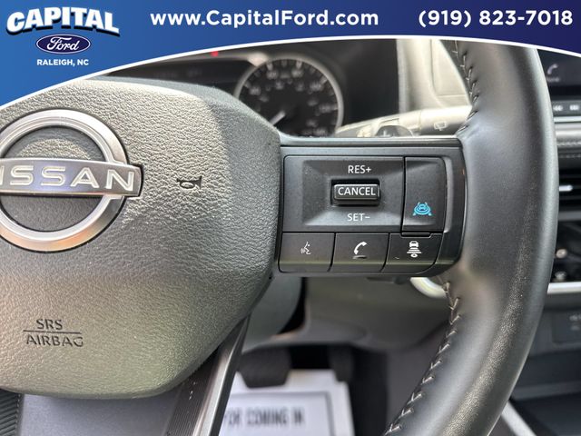 Used 2025 Silver Nissan SV image 23