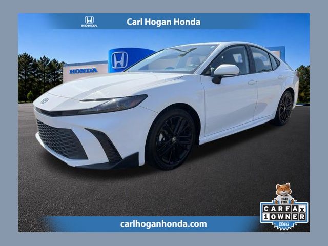 2025 Toyota Camry SE FWD