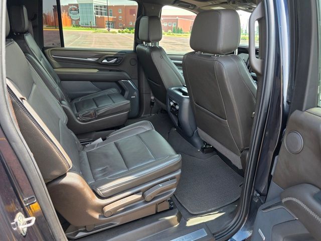2022 GMC Yukon XL 4WD Denali