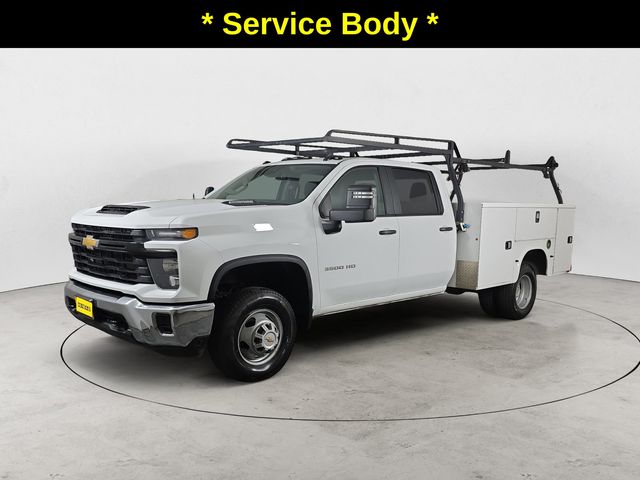 Summit White 2024 Chevrolet Silverado 3500HD Pickup Truck Four-Wheel Drive Automatic