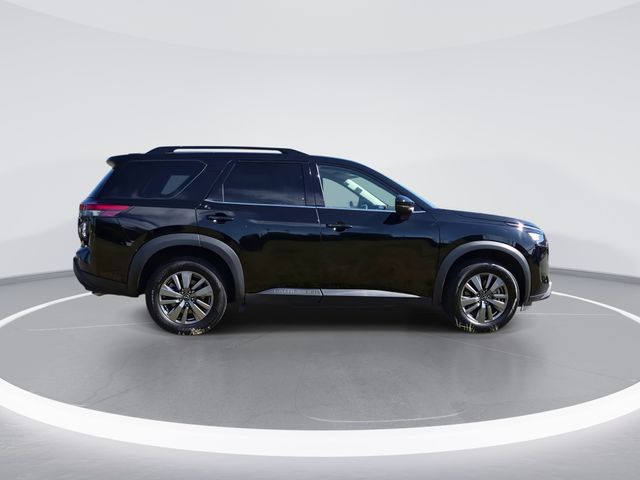 Used 2025 Super Black Nissan SV image 8