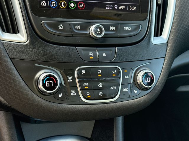 Used 2023 Gray Chevrolet LT image 24