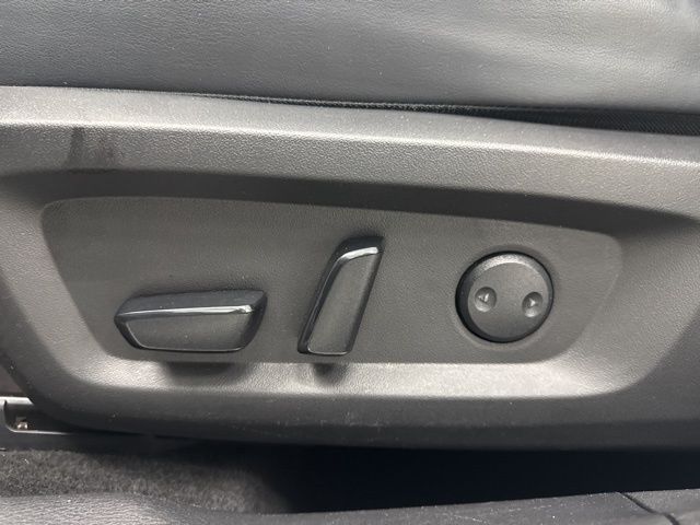 used 2024 Mitsubishi Outlander car, priced at $25,988