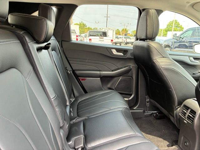 2025 White Metallic Ford Escape Plug-In Hybrid Base FWD SUV