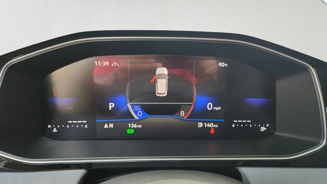 2025 Volkswagen Jetta SE - Photo 18