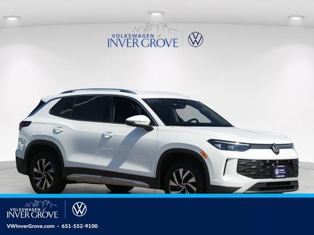 Pure White 2025 Volkswagen Tiguan SUV / Crossover All-Wheel Drive 8-Speed Automatic
