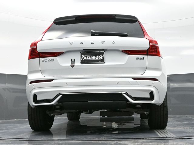2025 Volvo XC60  photo