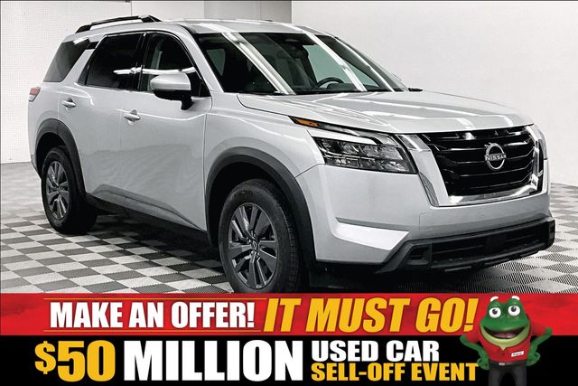 Brilliant Silver Metallic 2025 Nissan Pathfinder SUV / Crossover Front-Wheel Drive 9-Speed Automatic