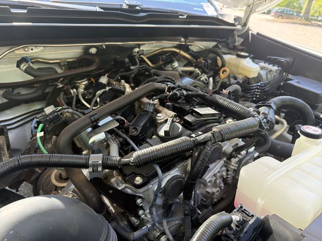 Used 2025 White Toyota SR5 image 28