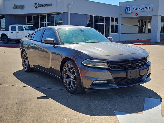 2015 Dodge Charger SXT RWD