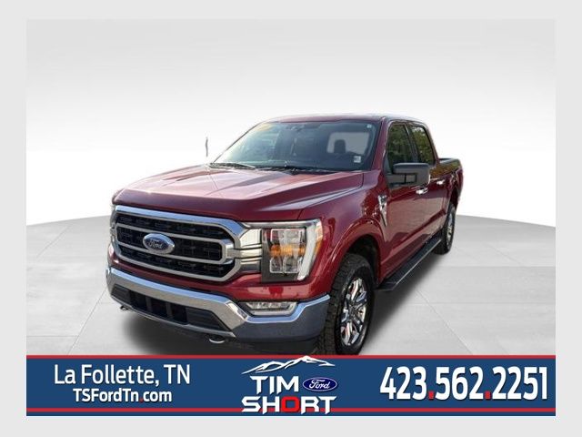 Rapid Red Metallic Tinted Clearcoat 2021 Ford F-150 XLT SuperCrew 4WD Pickup Truck Four-Wheel Drive Automatic