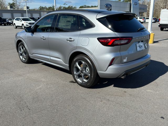 2024 Ford Escape ST-Line 3